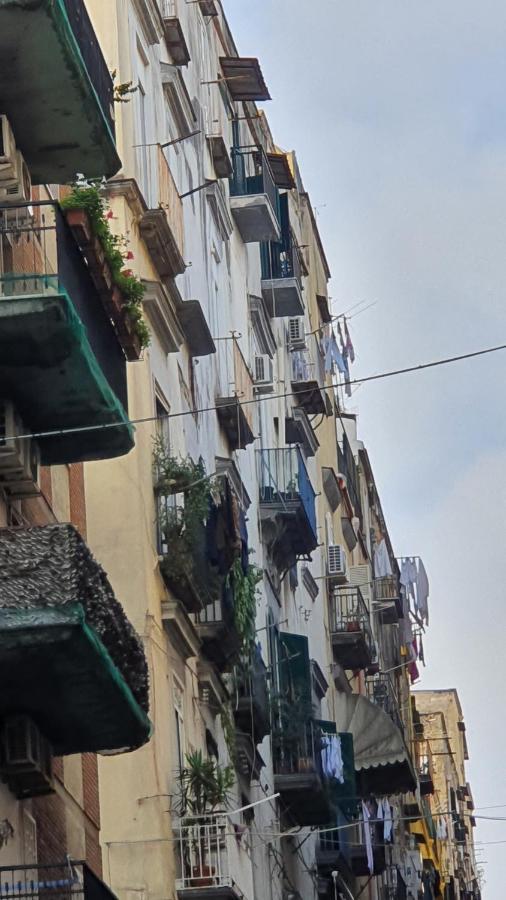 Apartamento Casa Rosi Nel Cuore Di Napoli Exterior foto