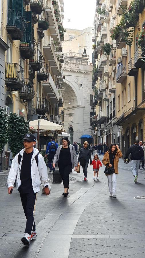 Apartamento Casa Rosi Nel Cuore Di Napoli Exterior foto